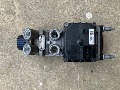 Клапан тормоза wabco mb actros mp4 a0044314706 фото №1
