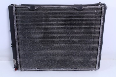 Радиатор воды mercedes w124 400e 4.2i фото №1