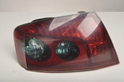 Peugeot 407 sedan лампа левая задняя левый задняя фото №1