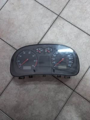 VW GOLF IV 1.4 16V CUADRO DE INSTRUMENTOS OE 1J0919861X  