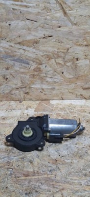 Моторчик скло правий перед 0130821939 ford fusion фото №1