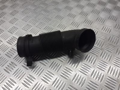 Труба воздухозаборник воздуха alfa romeo 147 1.6 46741124 фото №1