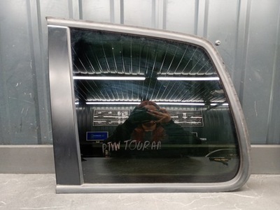 Скло правий задня vw touran i lift 03-10 фото №1