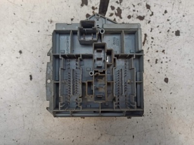 Peugeot boxer ii коробка предохранителей 1332043080 фото №1