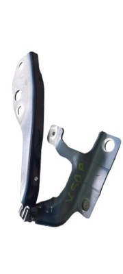 Петля капот правий volvo v50 30716253 фото №1