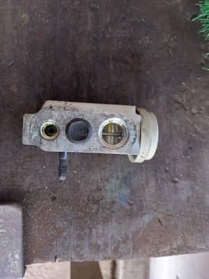 97775-a6250 клапан расширительный hyundai i30 gd ii eu фото №1