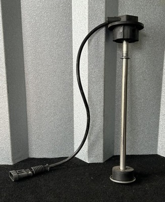 Датчик рівня пального adblue 1692862 daf 105 xf фото №1