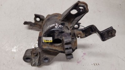 Кронштейн двигуна права сторона toyota avensis t270 фото №1
