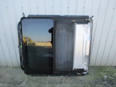 Bmw e65 01-05 люк фото №1