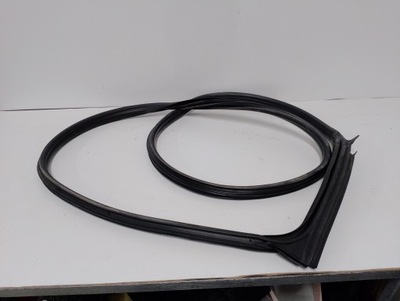 Mini cooper f56 прокладка двері правий перед 7300030 фото №1