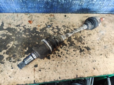 Suzuki grand vitara ii 1.9 ddis приводной вал правая перед передняя 4x4 фото №1