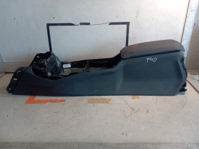 Bmw 1 f40 туннель средний подлокотник фото №1