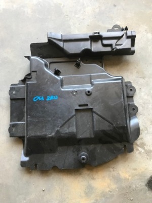 Плита захист mercedes gle купе amg a1666800704 фото №1