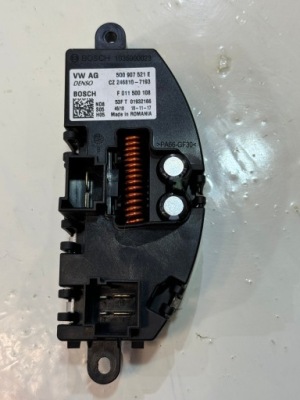 Резистор вентилятор skoda superb iii 3v 5q0907521e фото №1