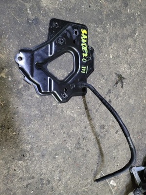 Sandero iii stepway основа акумулятор 648603125r фото №1