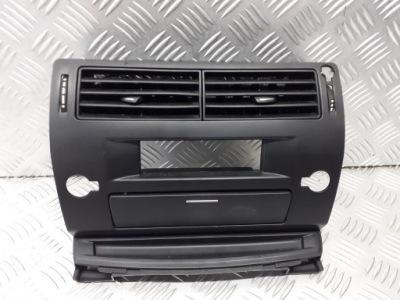 Решітка середня обдув citroen c4 1.4 9646338277 фото №1