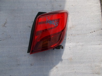 Toyota yaris led правая сторона повреждённая фото №1