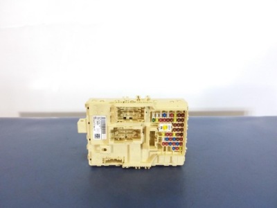 Hyundai i30 iii fl 1.6 crdi коробка запобіжників фото №1