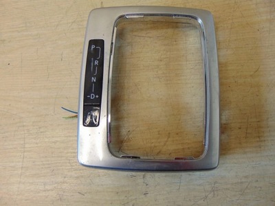 Рамка рычаг переключения передач mercedes w212 фото №1