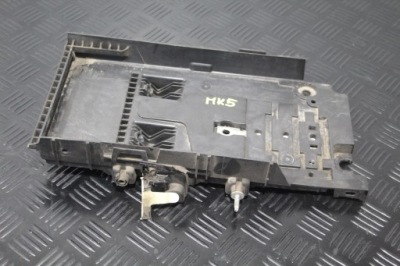 Основание аккумулятор ford mondeo mk5 dg93-10723-ae фото №1