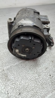 Компресор кондиціонера vw polo 1.2b 03r фото №1