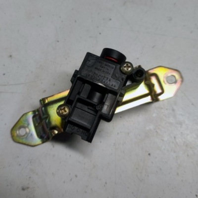 Mazda tribute выключатель ударный xf32-9341-aa фото №1