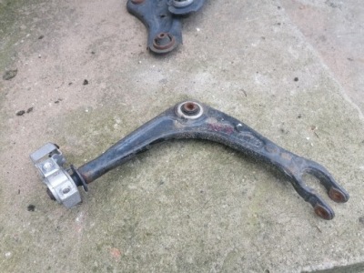 Правый передний рычаг peugeot 508 фото №1