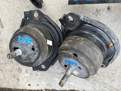 Jeep grand cherokee wk2 3.0 кронштейн подушка двигуна фото №1