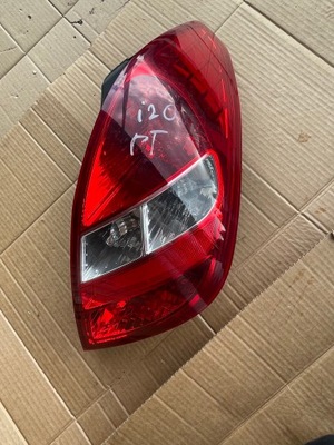 Hyundai i20 лампа правий задня 92402-4p000 хетчбек фото №1