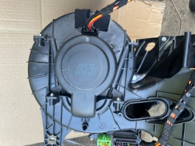 Вентилятор обдув воздуходувка audi q7 4l porsche cayenne 7l0820021l фото №1