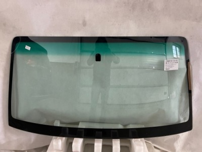 Mitsubishi pajero/jeep v60 стекло передняя 00-06 фото №1