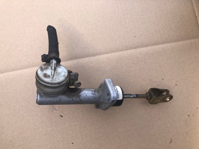 Помпа зчеплення циліндр зчеплення kia carens ii 2.0 benz фото №1