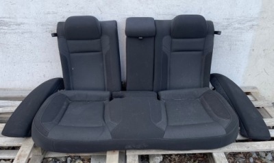 Dodge charger 2018 заднее сиденье задняя задняя комплектная фото №1