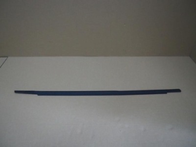 Молдинг ущільнювач parapet двері правий перед mercedes w169 фото №1