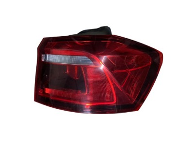 Vw golf vii sportsvan лампа правая задняя 510945096s оригинал фото №1