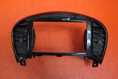 Nissan juke 1 i f15 рамка середня радіо ґрати обдув 682601ke0a фото №1