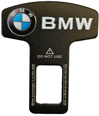 BRIDA CIEGA CLAVIJA PARA CORREA DE CORREAS CON LOGOTIPO BMW.  