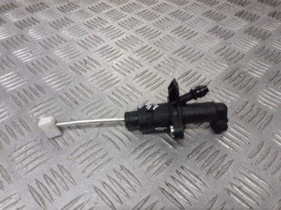 Помпа зчеплення seat ibiza iii 1.4 фото №1