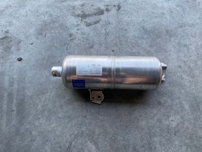 Volvo xc60 ii бак воздуха 31681128 фото №1