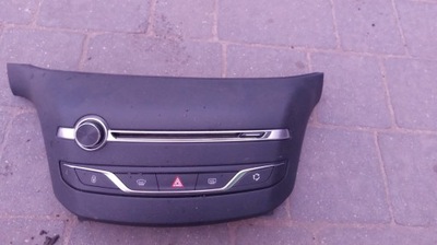 Панель радіо peugeot 308 t9 2013- 96777664zd фото №1