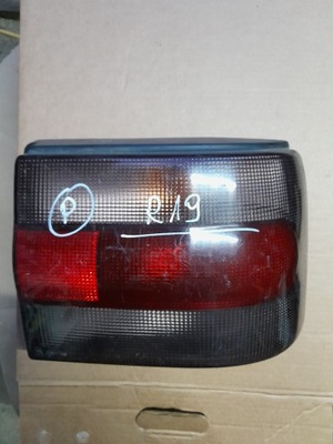 FARO DERECHA PARTE TRASERA RENAULT R19 7700815980  