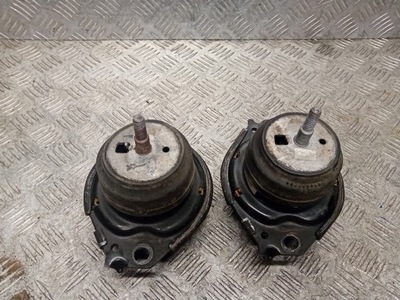 Jeep wk2 3.0crd подушка двигателя фото №1