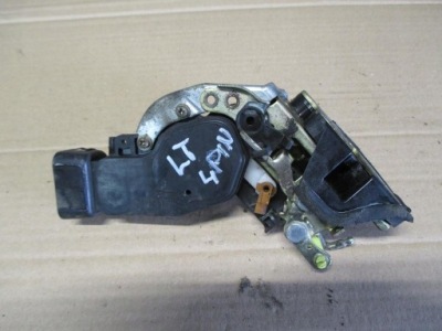 Toyota corolla e11 lift 99-02 замок левый задняя фото №1