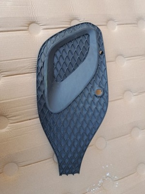 Mercedes gla w247 решітка бампер лівий перед фото №1