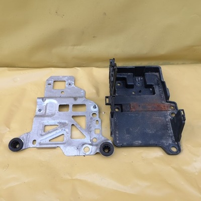 Основание аккумулятор ford оригинальный номер jx6b-10723-aa фото №1