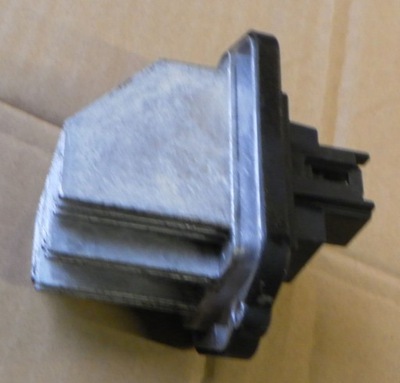 Mazda 6 gg 2003 2.0 резистор вентилятор фото №1