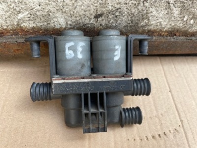 Электроклапан воды bmw e39 e38 pod кондиционер оригинал bmw фото №1