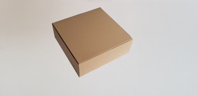 Pudełko fasonowe 310x310x110