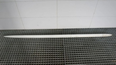 Молдинг поріг права audi a5 8t 8t0854932a 3d coupe фото №1