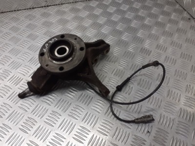 Поворотный кулак левый перед передняя peugeot 307 1.4 фото №1